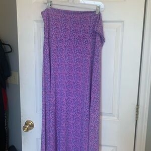LuLaRoe maxi skirt size 2x never been wore